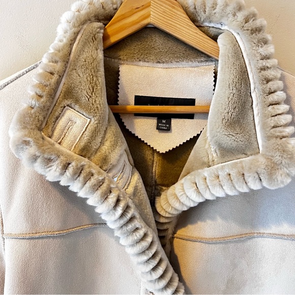 Faux Suede Ranch Sherpa Teddy style coat Faux Fur Lining Size M/L Liz Claiborne - Picture 7 of 15